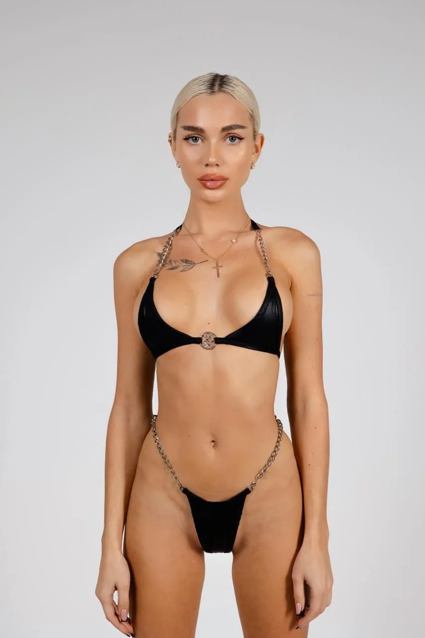Amira