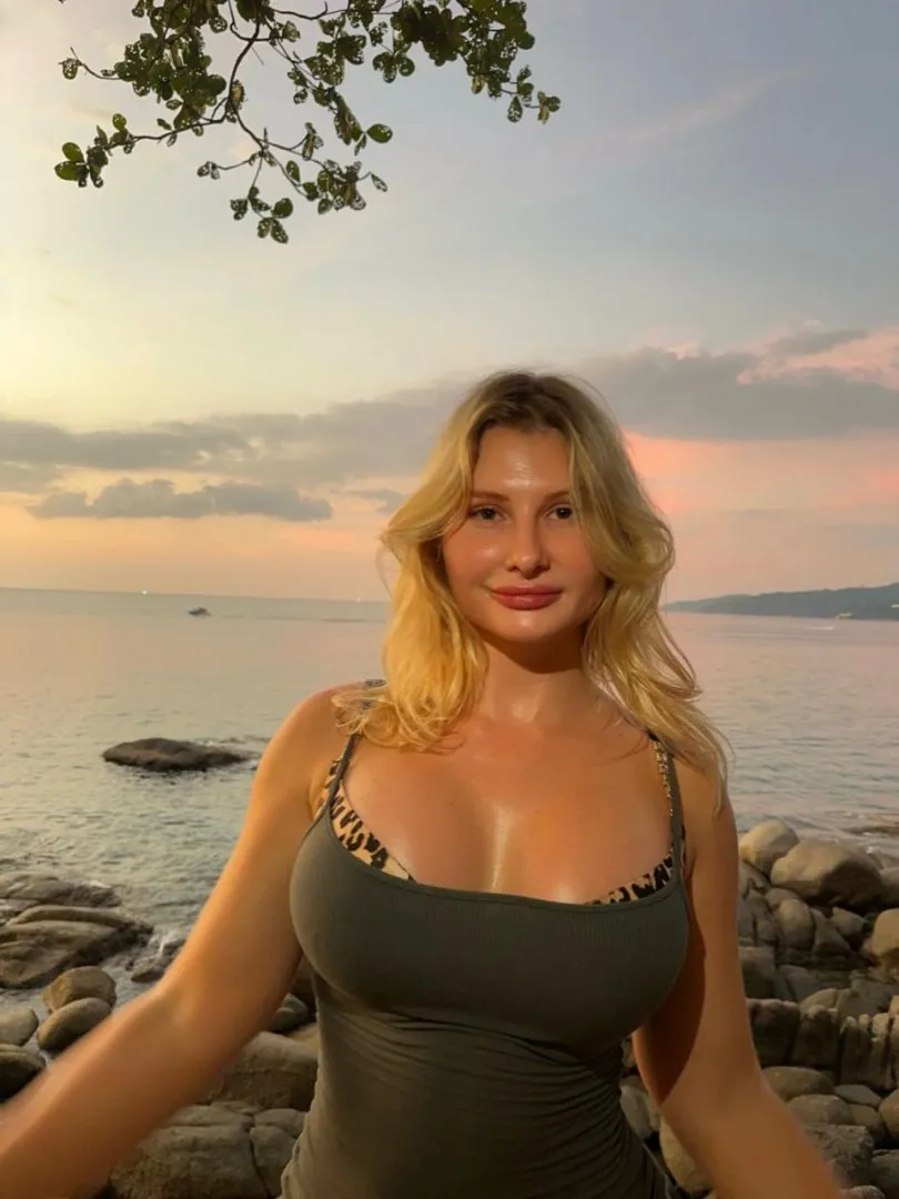 Chloya